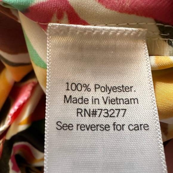 BNWT Nine West Floral Tank Blouse. size medium - Picture 6 of 8